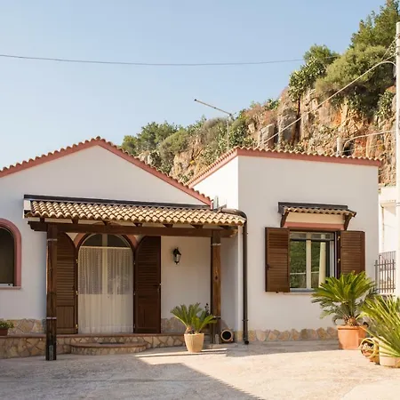 Baglio Scurati Holidays Apartment Custonaci